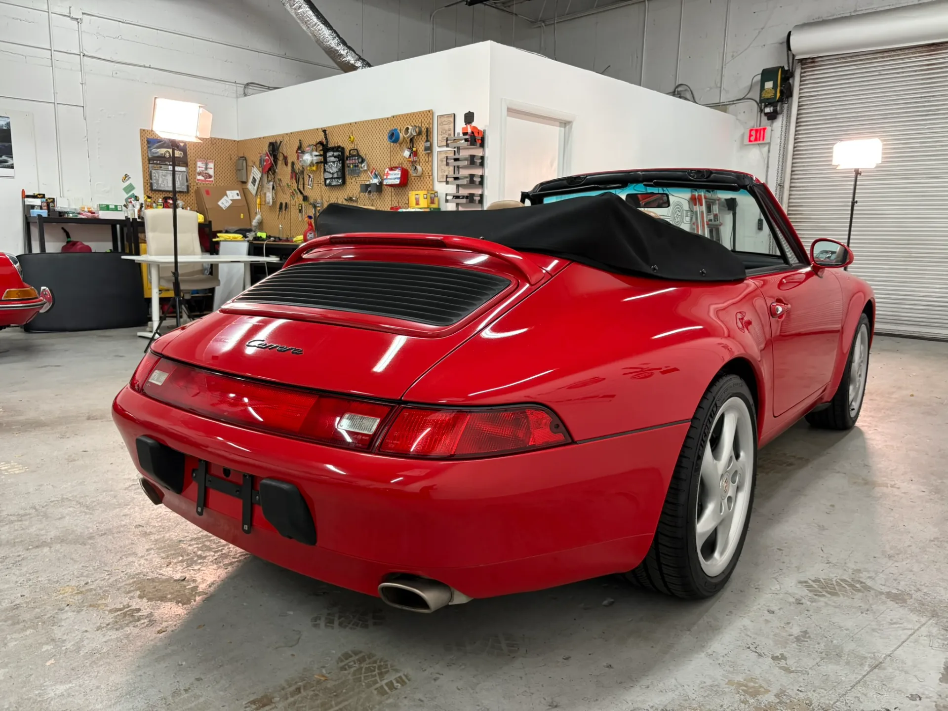 1998 Porsche 911 Carrera 2 Cabriolet - Image 16