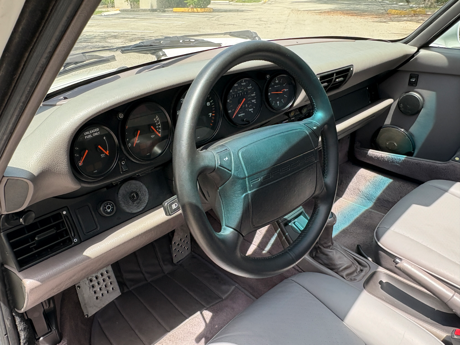 1991 Porsche 911 Carrera 2 - Image 27