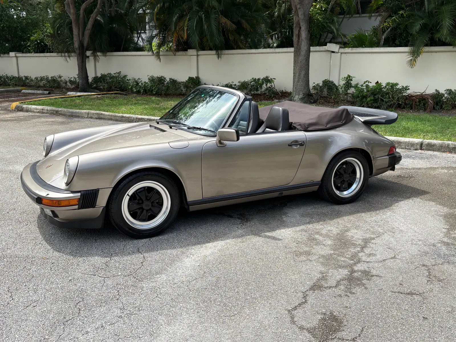 1984 Porsche 911 Carrera Cabriolet - Image 40