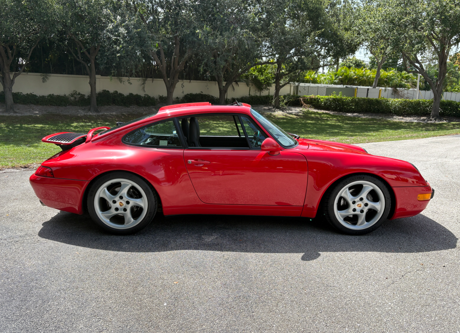 1995 Porsche 911 Carrera - Image 18