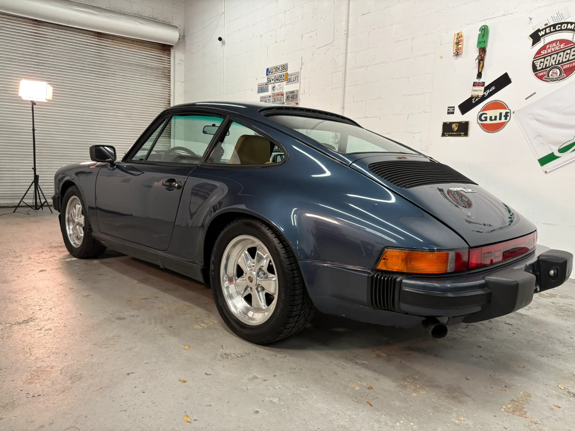 1983 Porsche 911 SC Coupe - Image 11