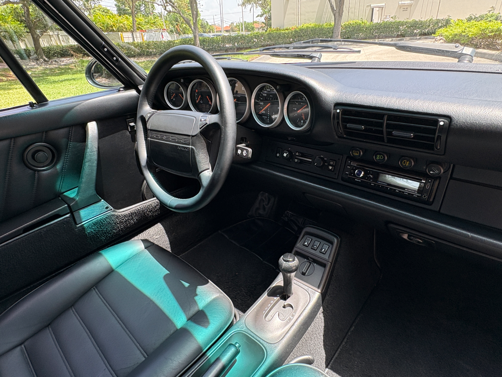 1993 Porsche 911 Carrera 2 - Image 29