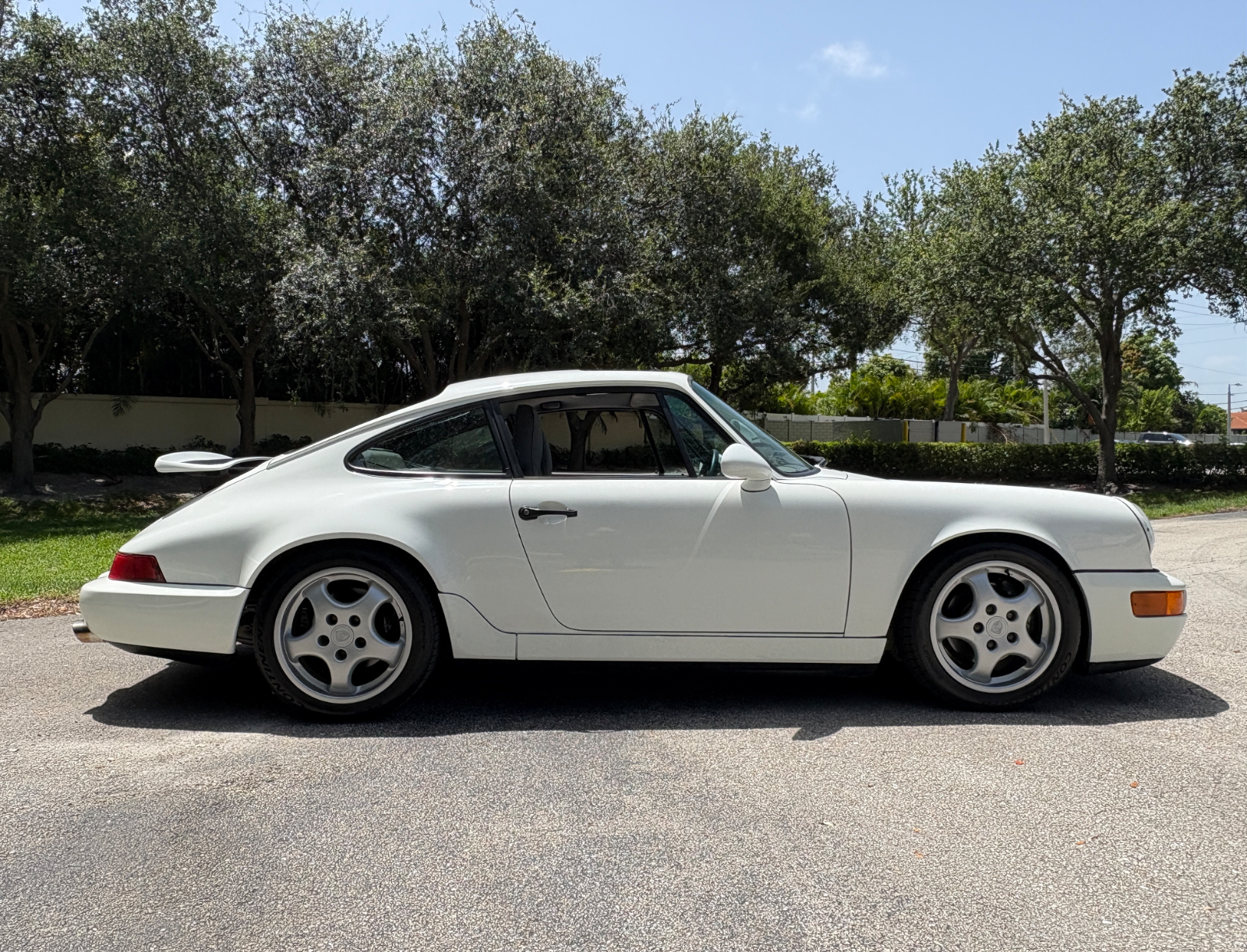 1991 Porsche 911 Carrera 2 - Image 24