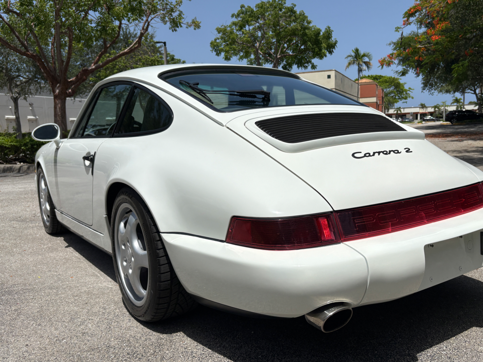 1991 Porsche 911 Carrera 2 - Image 12