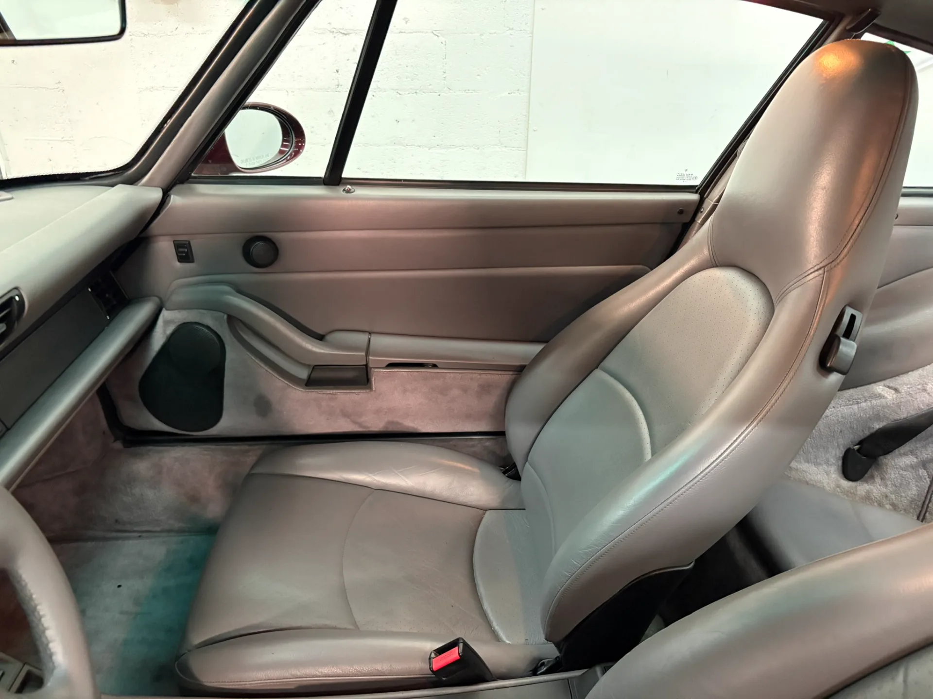 1997 Porsche 911 Carrera - Image 45