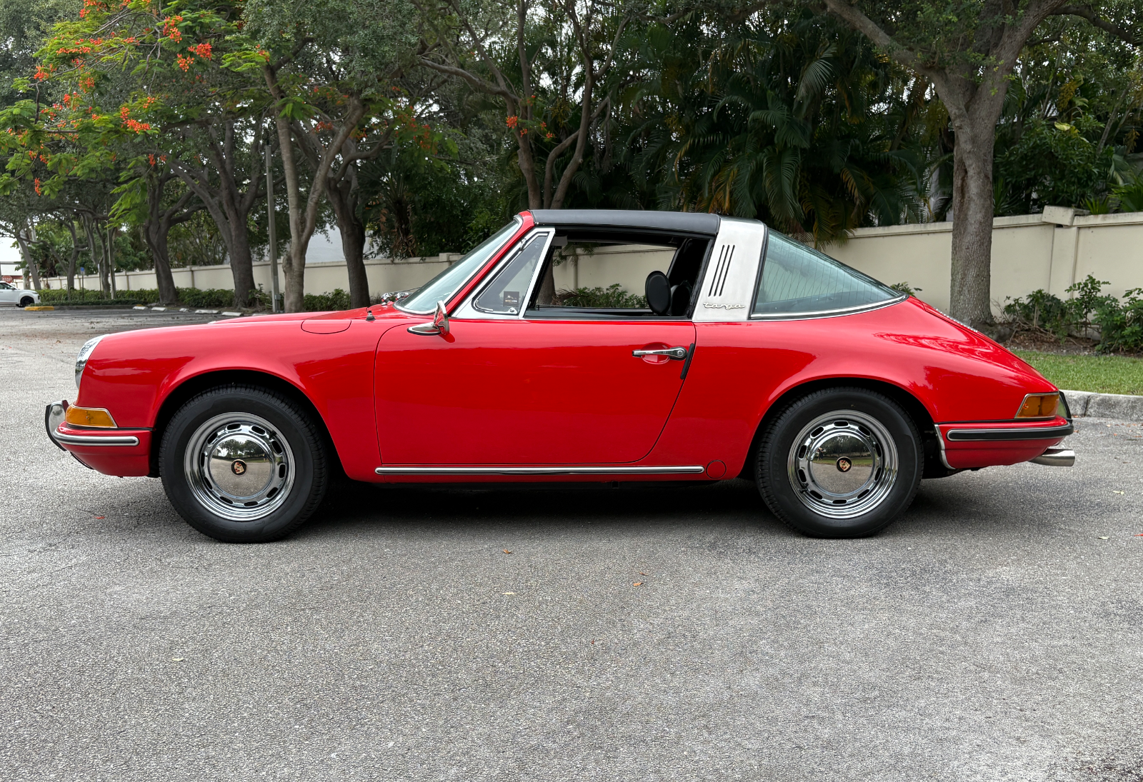 1970 Porsche 911 T Targa - Image 19