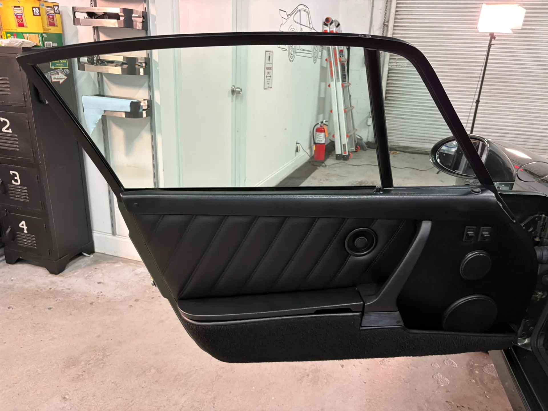 1993 Porsche 911 Carrera 2 - Image 37