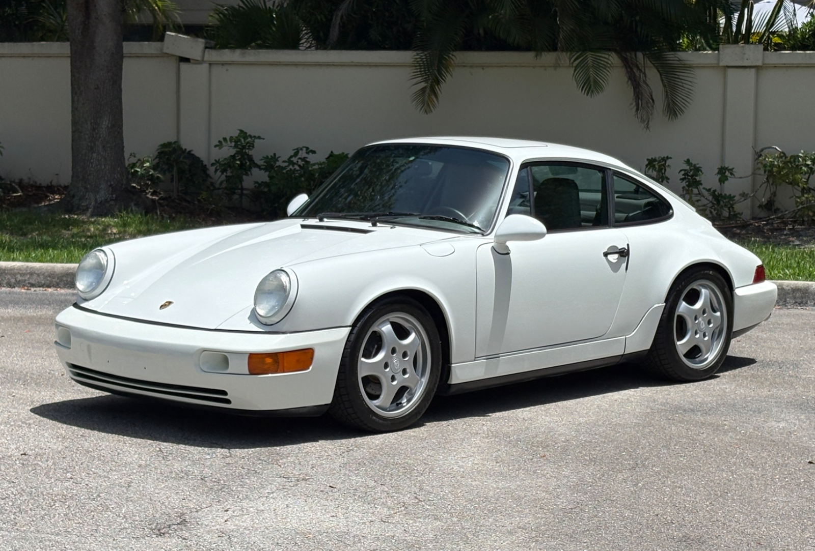 1991 Porsche 911 Carrera 2
